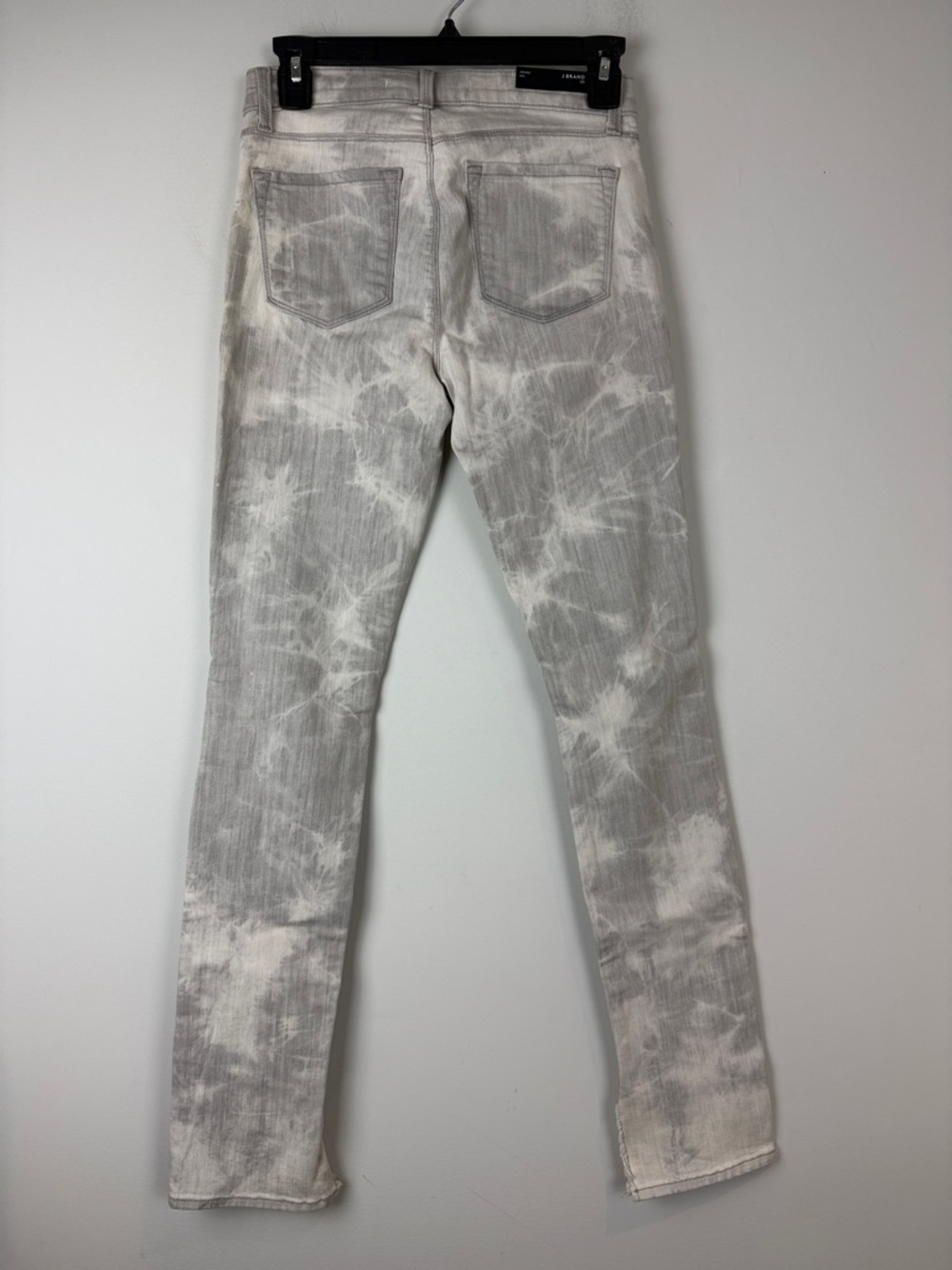 J Brand Mid Rise Rail Grey and White Tie-Dye Distressed Skinny Jeans - Picture 3 of 9